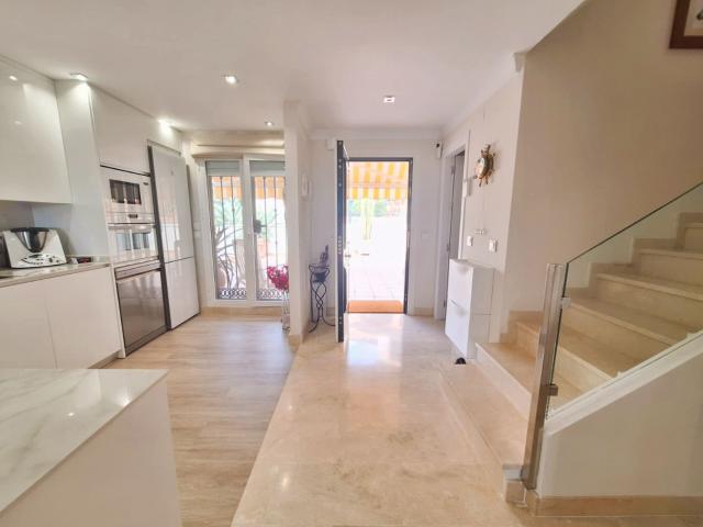 Dúplex en venta en Urbanización Marbesa, Costa del Sol Occidental