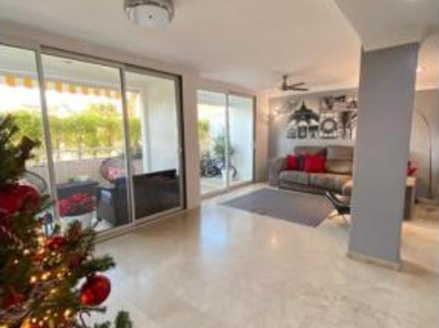 Dúplex en venta en Artola, Costa del Sol Occidental