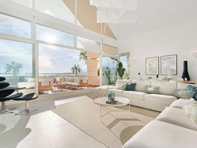 Dúplex en venta en Marbella, Nueva Andalucía
