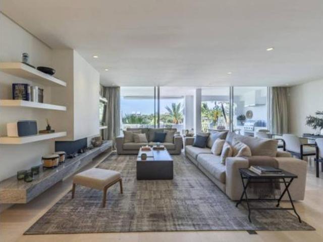 Dúplex en venta en El Vicario, Costa del Sol Occidental