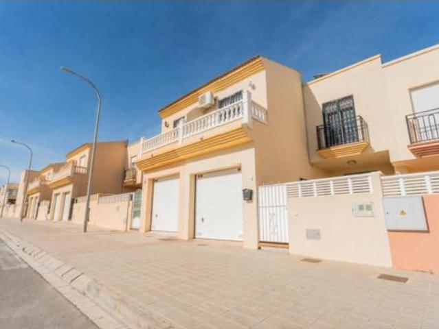Dúplex en venta en San Isidro de Níjar, Níjar
