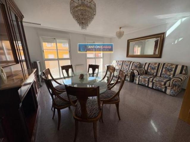 Dúplex en venta en La Cruz, el Vinalopó Mitjà / El Vinalopó Medio