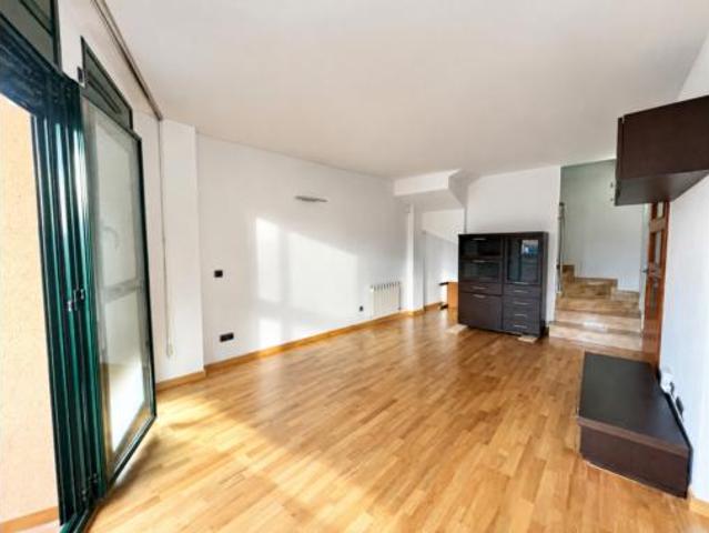 Dúplex en venta en Olesa de Montserrat, Barcelona
