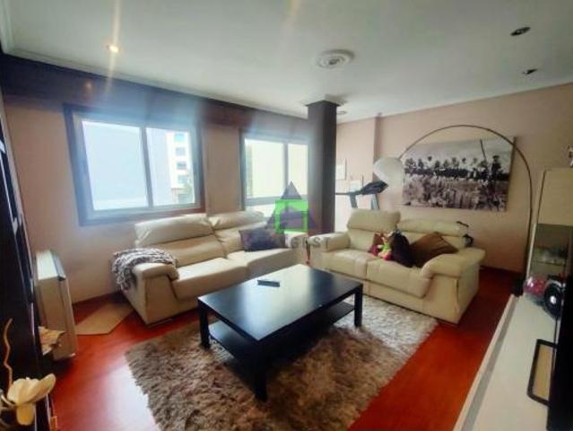 Dúplex en venta en Barbadás, Vilaescusa