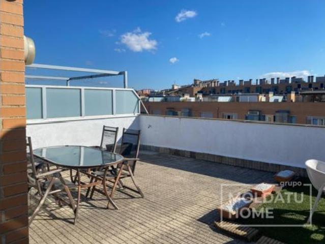 Dúplex en venta en Buztintxuri-Euntzetxiki, Iruñerria