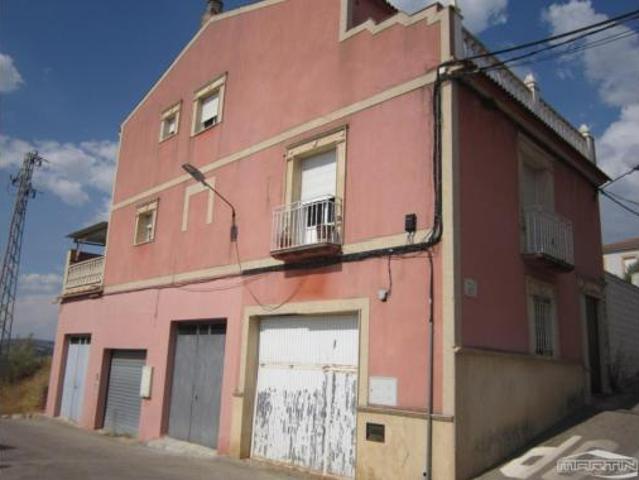 Dúplex en venta en Rute, Andalucía