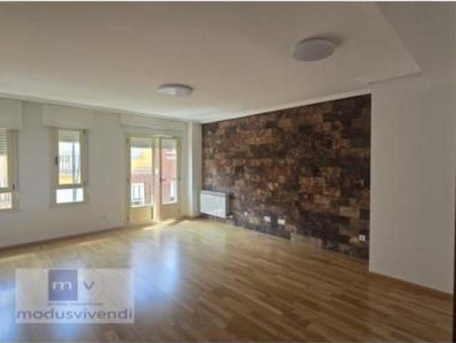 Dúplex en venta en Trobajo del Camino, San Andrés Del Rabanedo