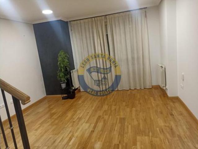 Dúplex en venta en Trobajo del Camino, San Andrés Del Rabanedo