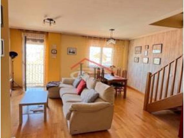 Dúplex en venta en Trobajo del Camino, San Andrés Del Rabanedo