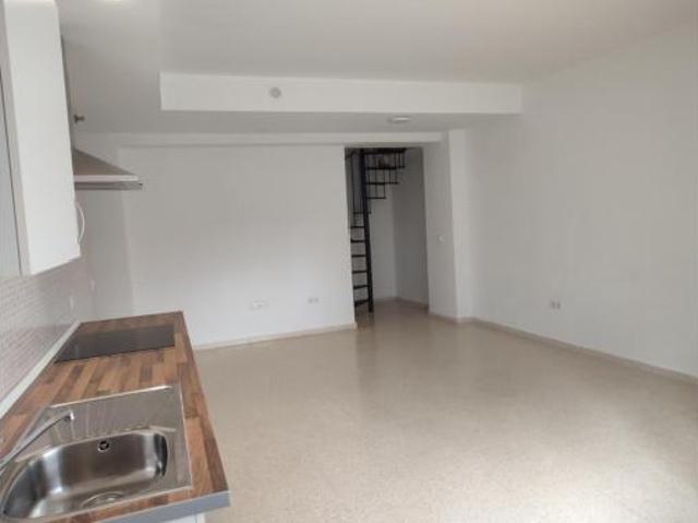 Dúplex en venta en Sanlúcar La Mayor, Andalucía