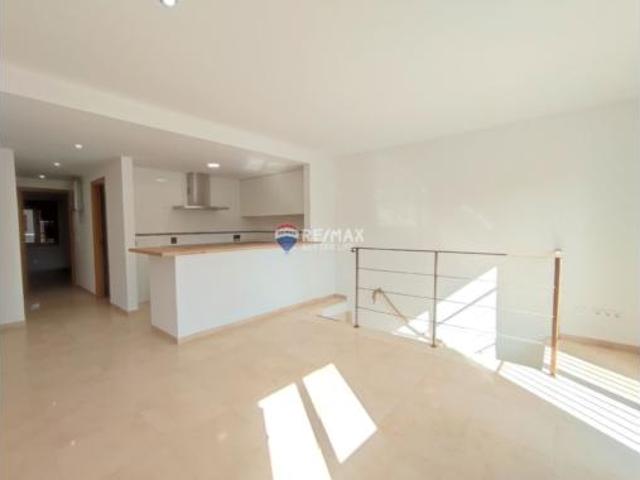 Dúplex en venta en Selva, Camarata