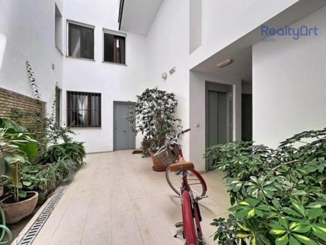 Dúplex en venta en Casco Antiguo, Sevilla
