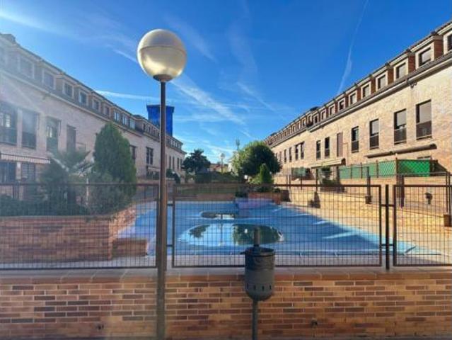 Dúplex en venta en Sevilla La Nueva, Madrid