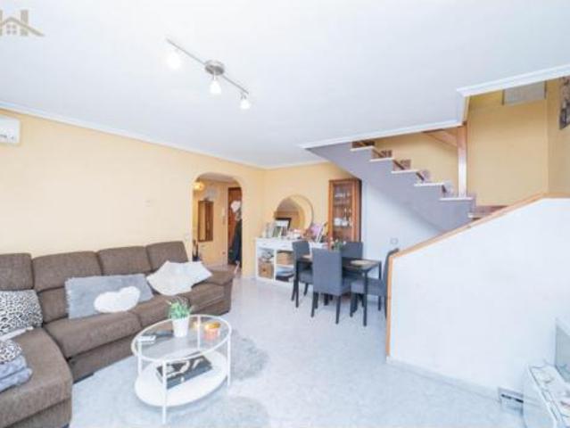 Dúplex en venta en Sevilla La Nueva, Madrid