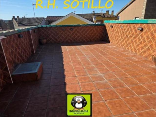 Dúplex en venta en Sotillo De La Adrada, Castilla y León