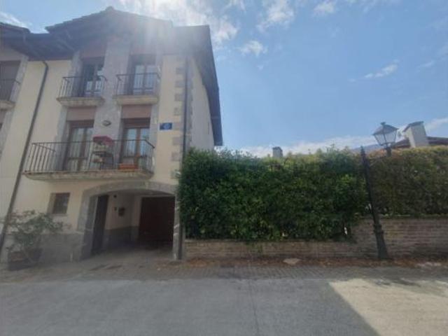 Dúplex en venta en Sakana, Navarra