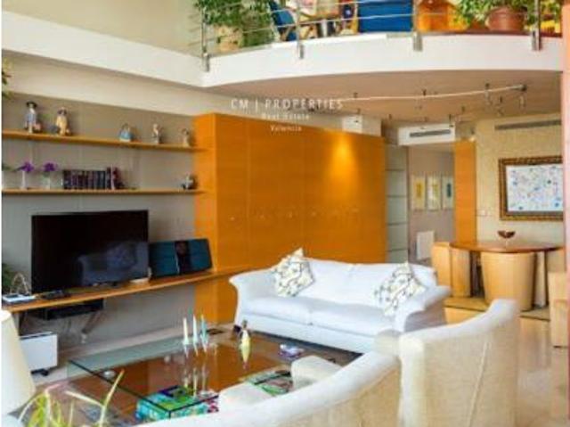 Dúplex en venta en Valencia, Russafa