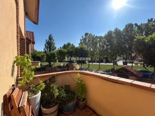 Dúplex en venta en Villamediana De Iregua, La Rioja