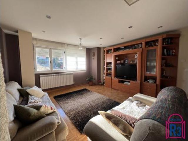 Dúplex en venta en Navatejera, Villaquilambre