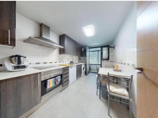 Dúplex en venta en Valdeluz, Yebes