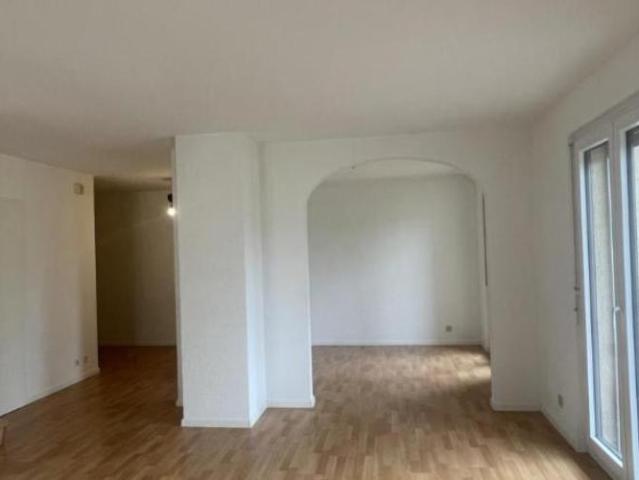 Wohnung mieten in Chavannes-de-Bogis, Waadt