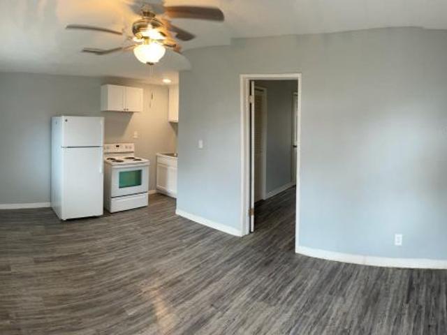 Room for rent in Jacksonville, Florida