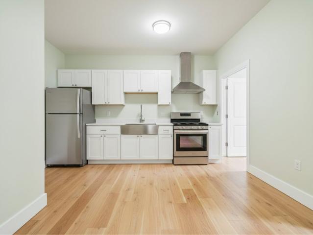 Room for rent in Bristol, Massachusetts
