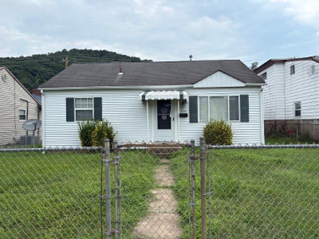 House for sale in Nitro, West Virginia