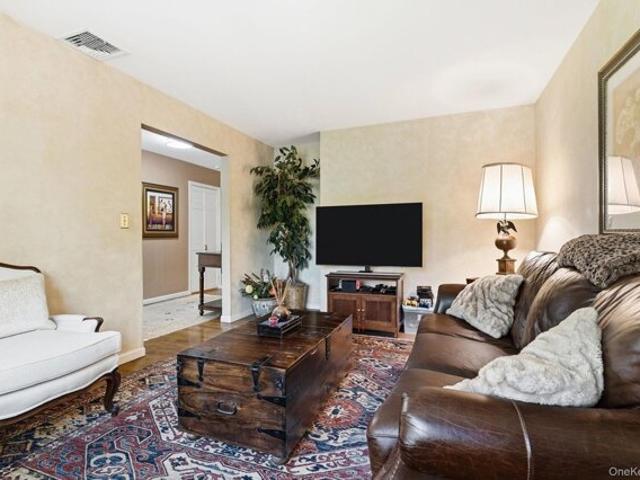 House for sale in White Plains, New York