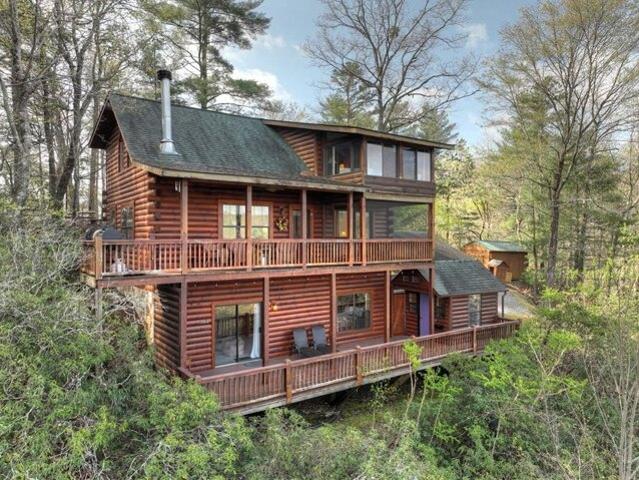 House for sale in Blue Ridge