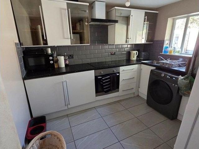 Room for rent in Ponders End, Greater London