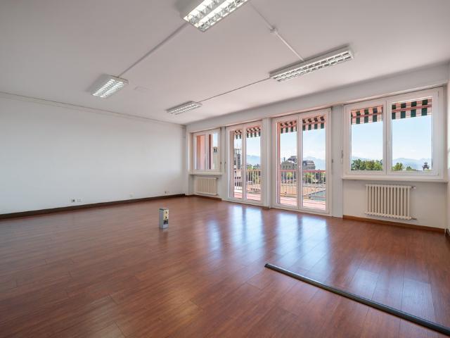 Büro mieten in Cheseaux-Lausanne, Waadt