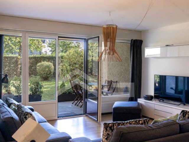 Wohnung kaufen in Coppet, District de Nyon