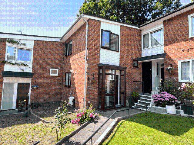 House for rent in Roehampton, Greater London