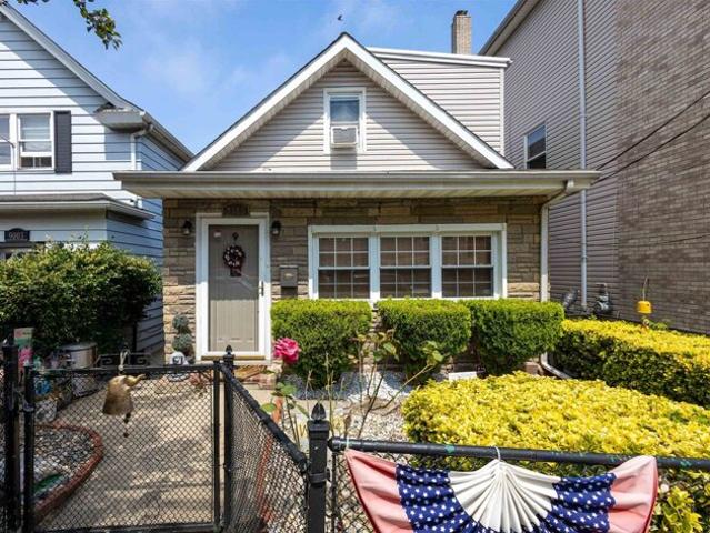 House for sale in North Bergen