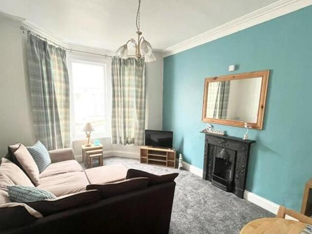 House for rent in Follaton, Strode