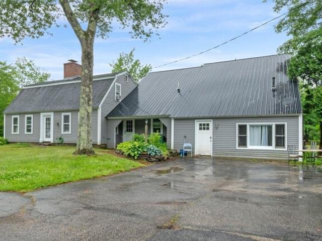 House for sale in New Hampshire
