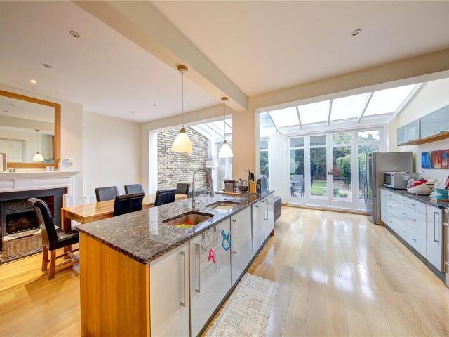 House for rent in Cottenham Park, Greater London
