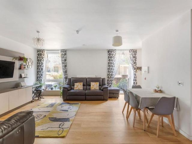 Apartment for rent in London Borough of Hounslow, Greater London