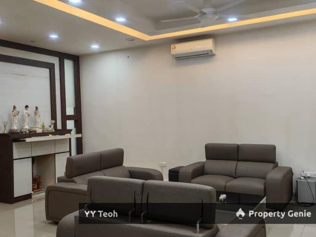 Bungalow for sale in Parit Melana, Malaka