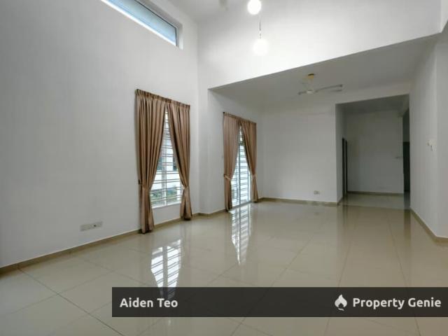 Bungalow for sale in Malaka