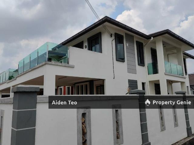 Residential House for sale in Durian Tunggal, Malaka