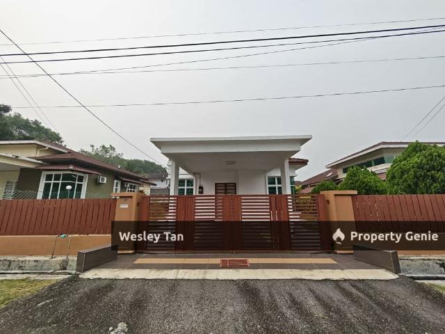Bungalow for sale in Parit Melana, Alor Gajah