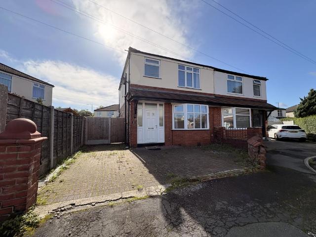 House for rent in Sale, Trafford