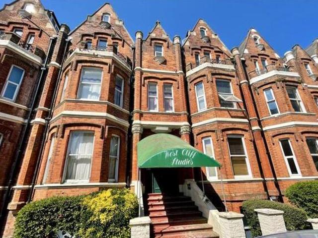 House for sale in Bournemouth