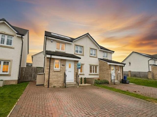 House for sale in Bishopton, Scotland
