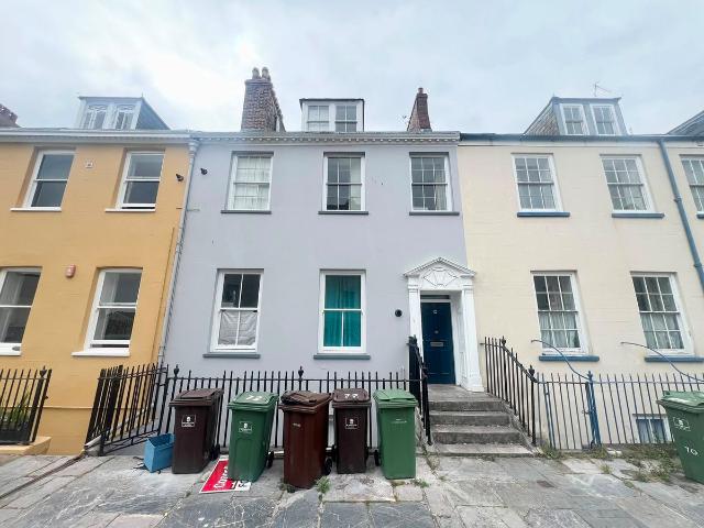 Studio for rent in Stonehouse, Mount Wise