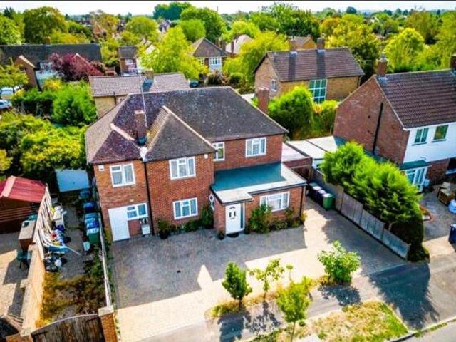House for sale in Chesterton, Arbury