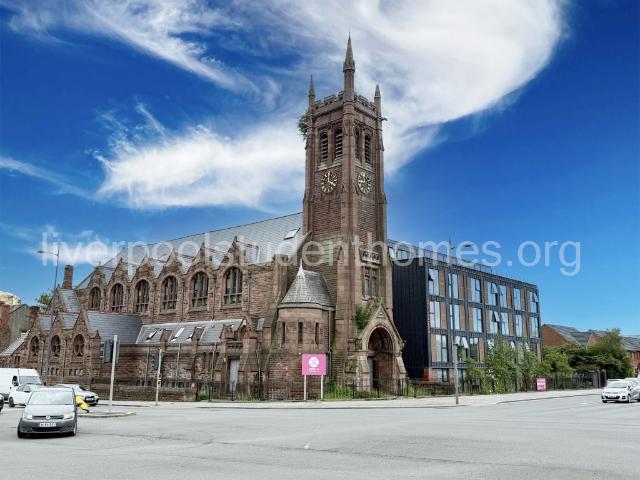 House for rent in Calderstones