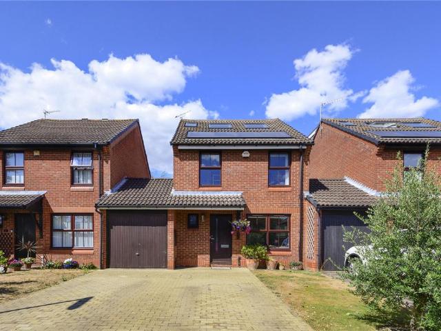 House for rent in Shepperton, Spelthorne